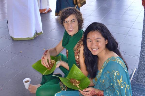 598423_195389113932038_1430917166_n